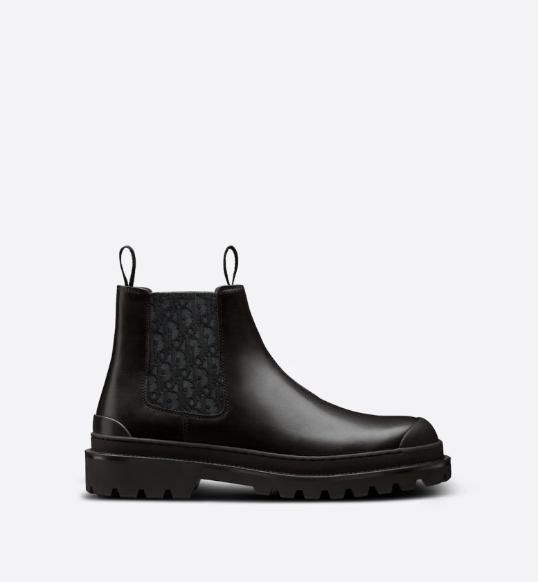 Dior Explorer Chelsea Boot Black Smooth Calfskin and Dior Oblique Motif | DIOR
