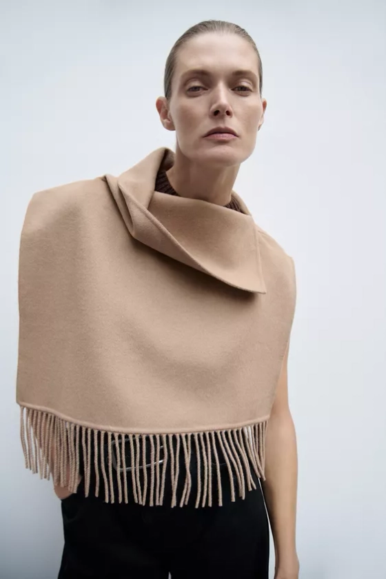 ASYMMETRIC FRINGED WOOL CAPE