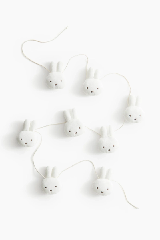 Appliquéd garland - White - Home All | H&M GB