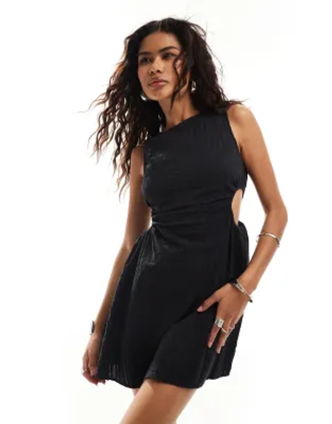 Monki sleeveless mini seersucker dress with ruched sides and cut out detail in black | ASOS