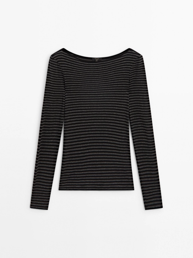 Striped long sleeve wool T-shirt · Black, Red · T-shirts And Polo Shirts | Massimo Dutti