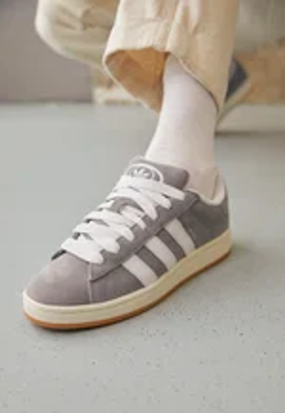 adidas Originals CAMPUS 00S UNISEX - Chaussures de skate - grey three/footwear white/off white/gris clair chiné - ZALANDO.FR