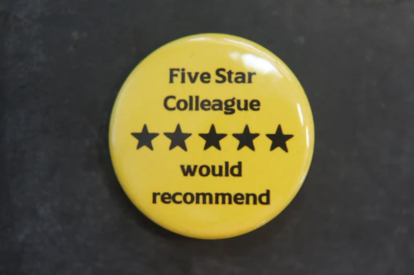 Five Star Colleague Button Badge Recommended