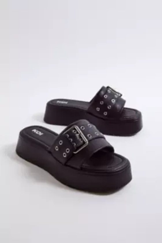 Koi Adepta Black Sliders