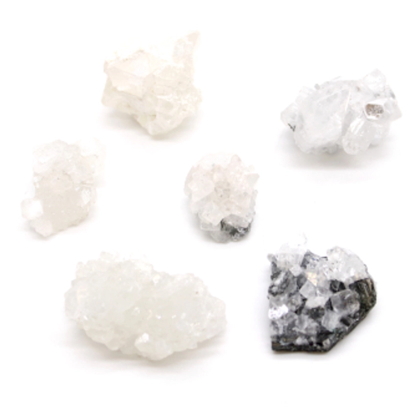 Wholesale White Apophylite Clusters 20-30mm - AWGifts Europe - Giftware and Aromatherapy Supplier