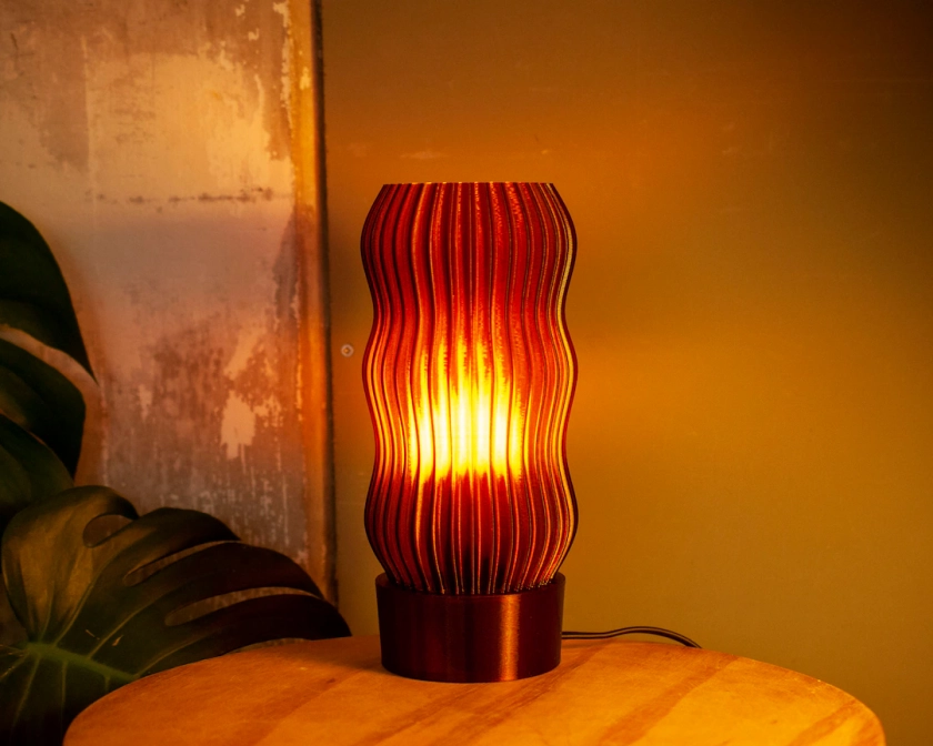 Wavy X AMBER Table Lamp, Retro Minimal Design, 3d Printed With 99% Recycled Plastic E27, E26, A19 LED - Etsy Australia