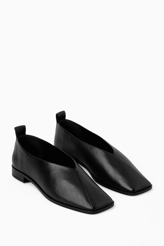 COS SQUARE-TOE CROSSOVER LEATHER BALLET FLATS