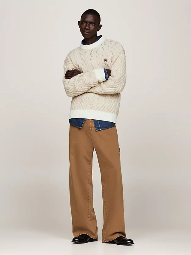 Pullover relaxed fit in misto lana con stemma | Beige | Tommy Hilfiger