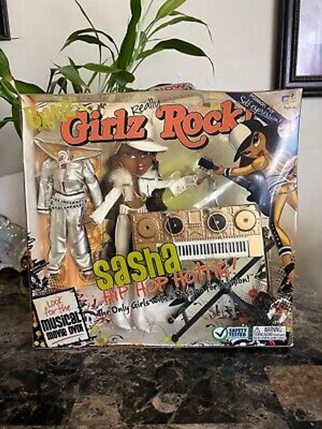 Bratz Girlz Really Rock Hip Hop Sasha New Exclusive Doll Unopened