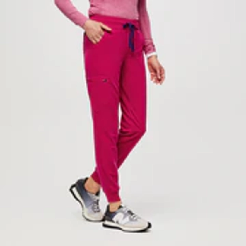Women's Zamora Jogger Scrub Pants™ - Ultra Rose · FIGS
