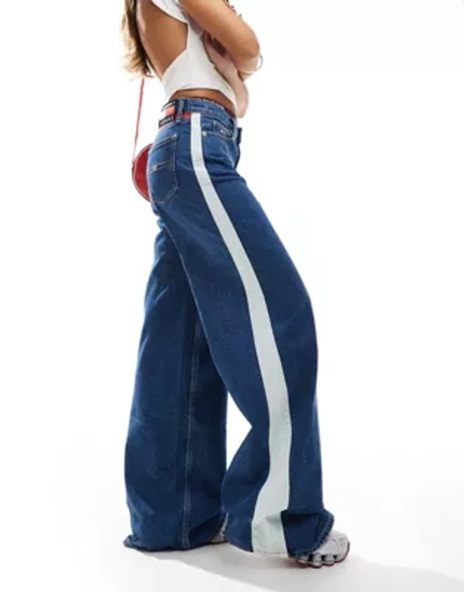Tommy Jeans - Claire Archive - Jean large à taille haute - Bleu moyen délavé | ASOS