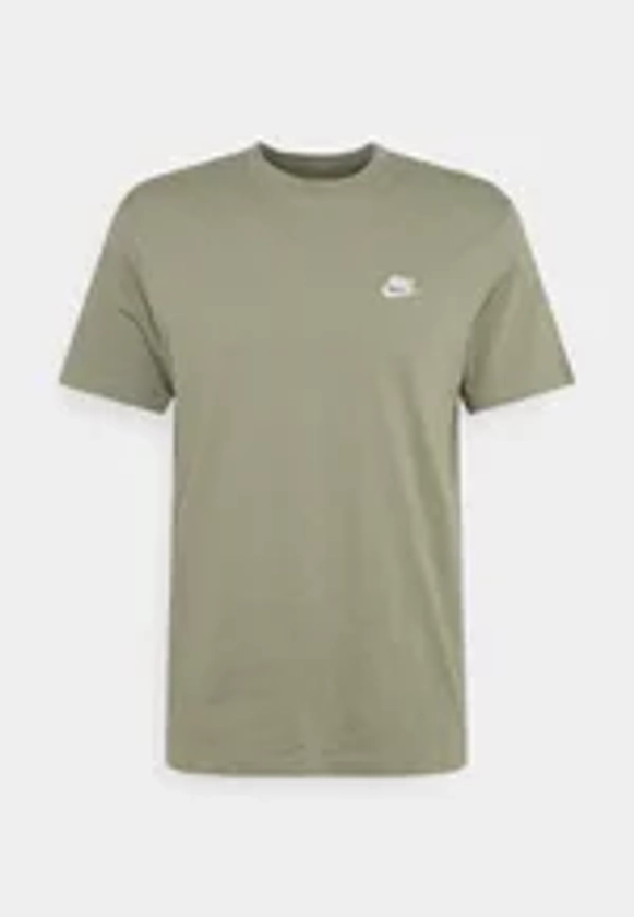 Nike Sportswear CLUB TEE - T-shirt basique - light army/white/vert clair - ZALANDO.FR