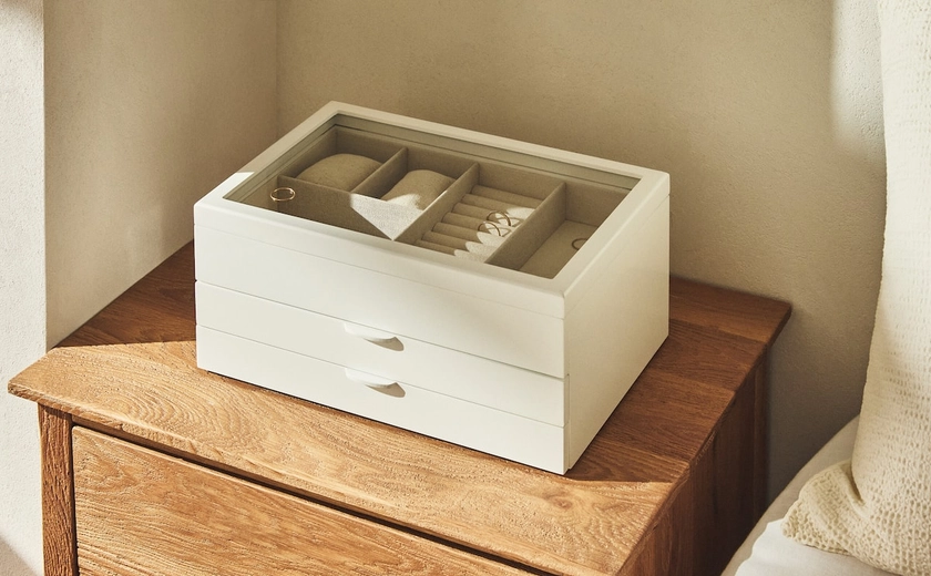 BOÎTE À BIJOUX VERRE NON RECYCLABLE CONTOUR MÉTAL - BOÎTES ET COFFRETS À BIJOUX - CHAMBRE | Zara Home France