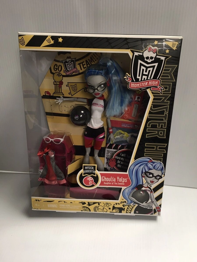 MONSTER HIGH GHOULIA YELPS PHYSICAL DEADUCATION 2011 With Box