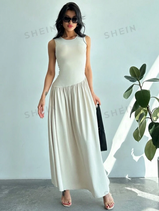 SHEIN Privé Women Solid Round Neck Sleeveless Ruched Long Dress With Waist Belt