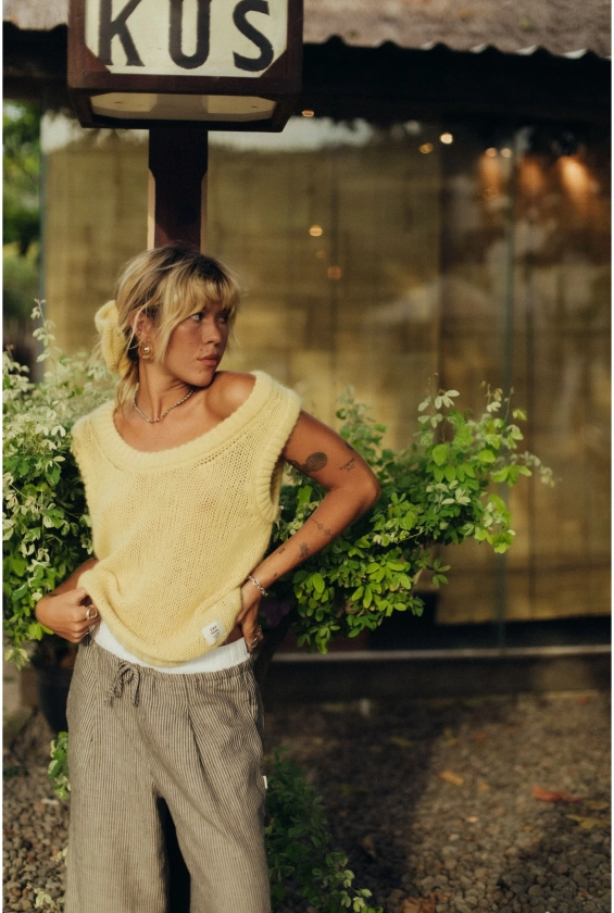 Mellow Yellow Fluffy Vest | Surf Inc.