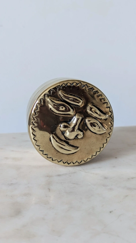 Vintage Round Brass Trinket Box With Smiling Sun Face - Etsy Australia