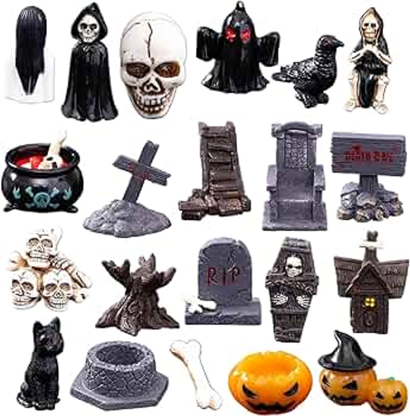 21 Pcs Halloween Miniatures, Resin Mini Village Halloween Figurines, Horror Skull Heads Crow Tombstone Halloween Village Accessories for Party Favors Fillers Tabletop Decor, Halloween Figurines, Min