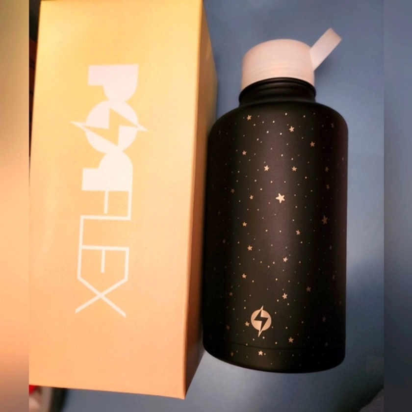 Popflex 64oz Midnight Stars Water Bottle, New in Box with carrying pouch