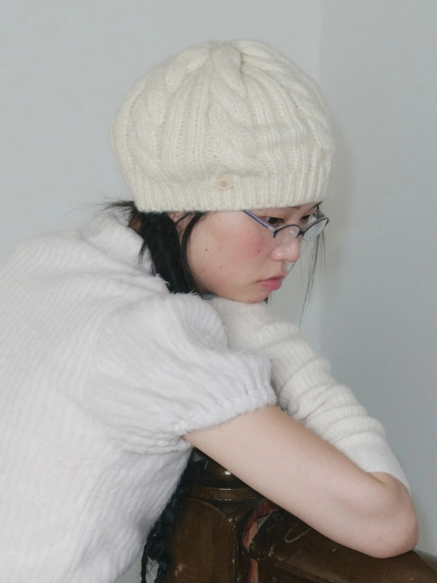 CABLE KNIT BERET, CREAM