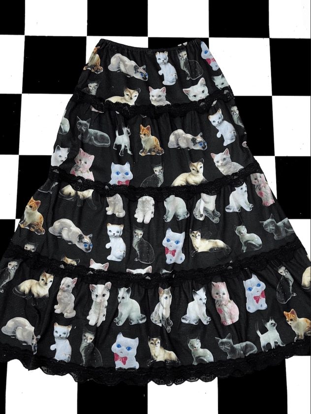 SWEET LORD O'MIGHTY! CERAMIC CAT LONG SKIRT