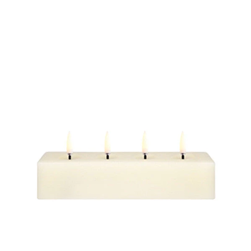 LED BLOCK CANDLE IVORY SMOOTH 18x5x3.8cm - شمعة LED بأربعة فتلات 18 × 5 × 3.8 سم ، لون أوف وايت