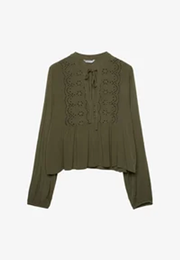 Stradivarius FLOWING EMBROIDERED - Blouse - khaki/kaki - ZALANDO.FR