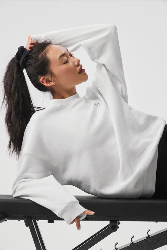 Accolade Crew Neck Pullover - White