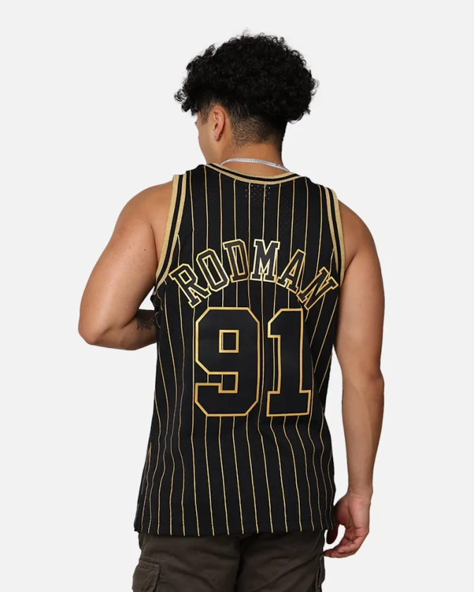 Mitchell & Ness Chicago Bulls Dennis Rodman '97-98 Swingman Jersey Black/Gold