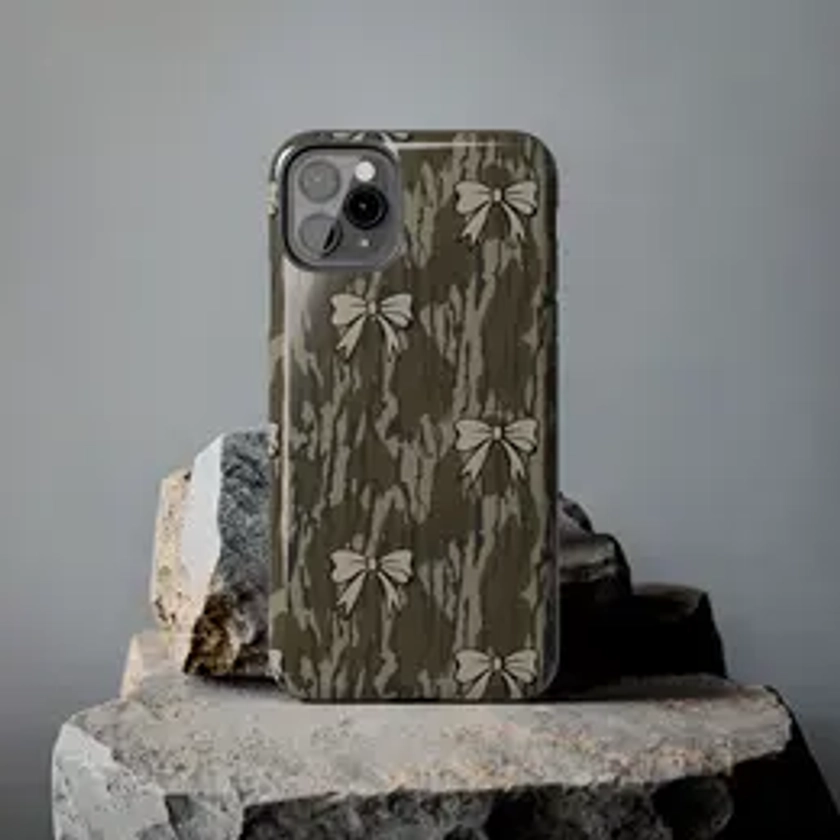 Coquette Camo Phone Case for iPhone 15 Promax/Plus/Pro/15/14/13/12/11/Xr/Xsmax/Xs/X/8 Plus/8 - Cool Girl Phone Case - Accessories, Cellphone