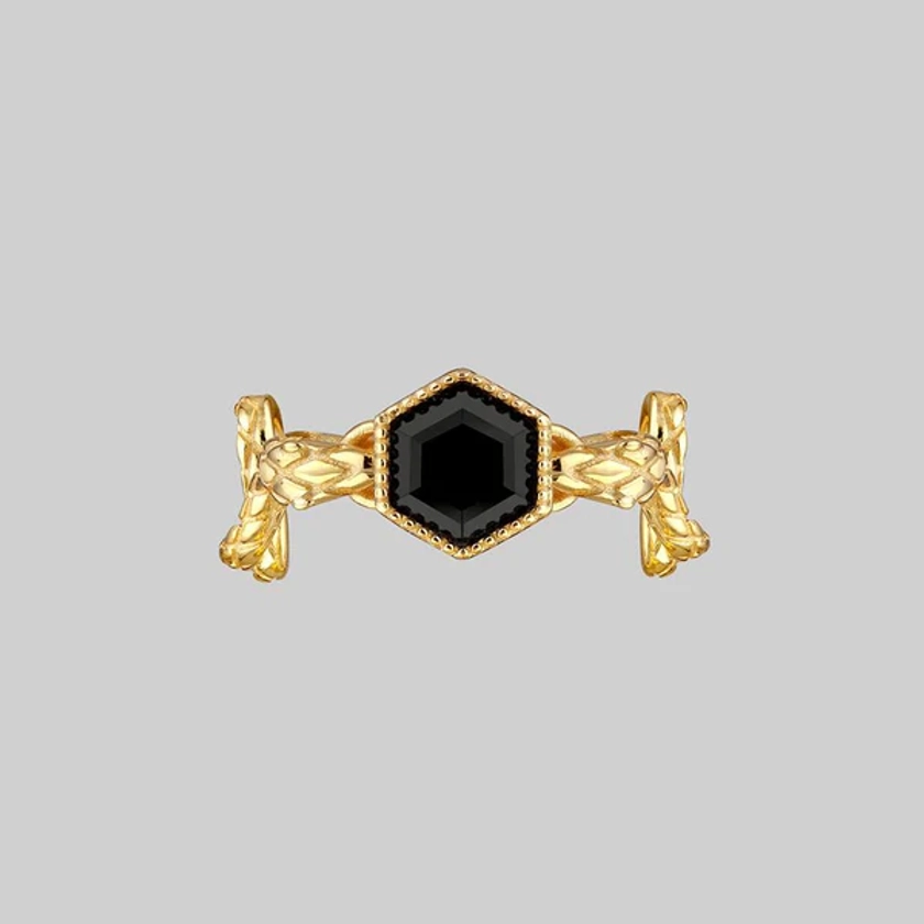 RELINQUISH. Snakes & Onyx Ring - Gold