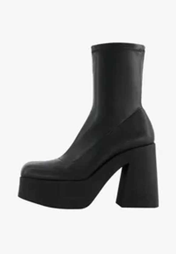 Bottines à talons hauts - black