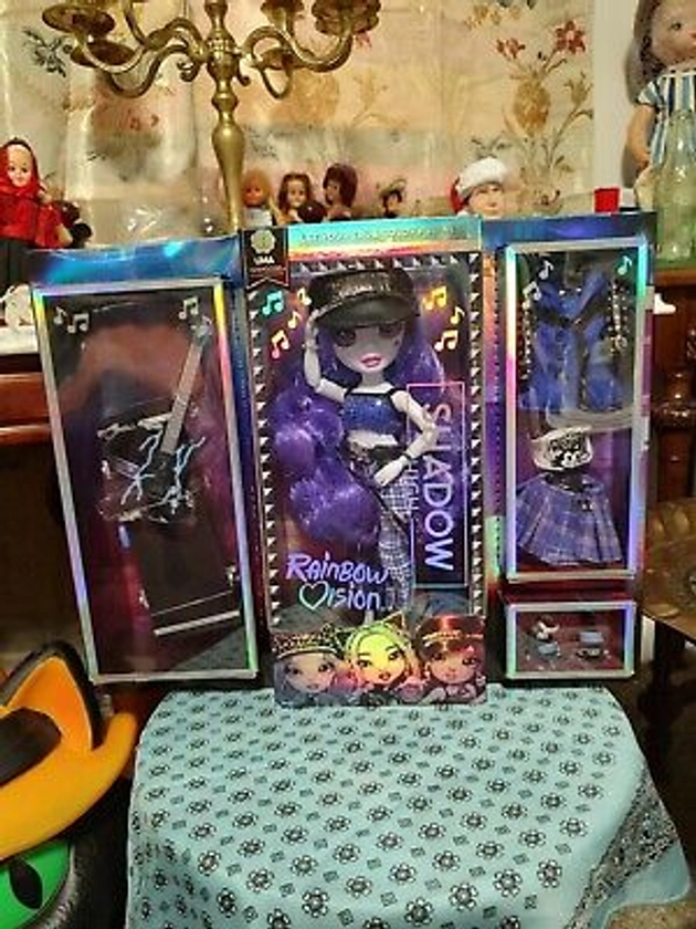 Shadow High Rainbow Vision Uma Vanhoose 1st Series Posable Doll Brand New