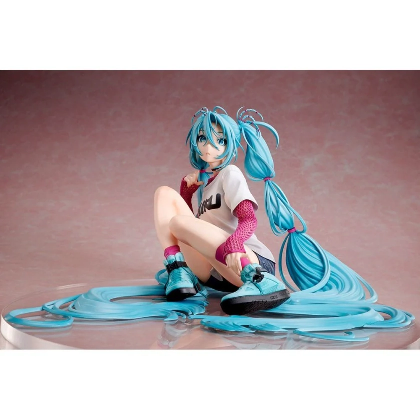 Hatsune Miku Statue 1/4 Yoneyama Mai The Latest Street Style "Cute" 17cm