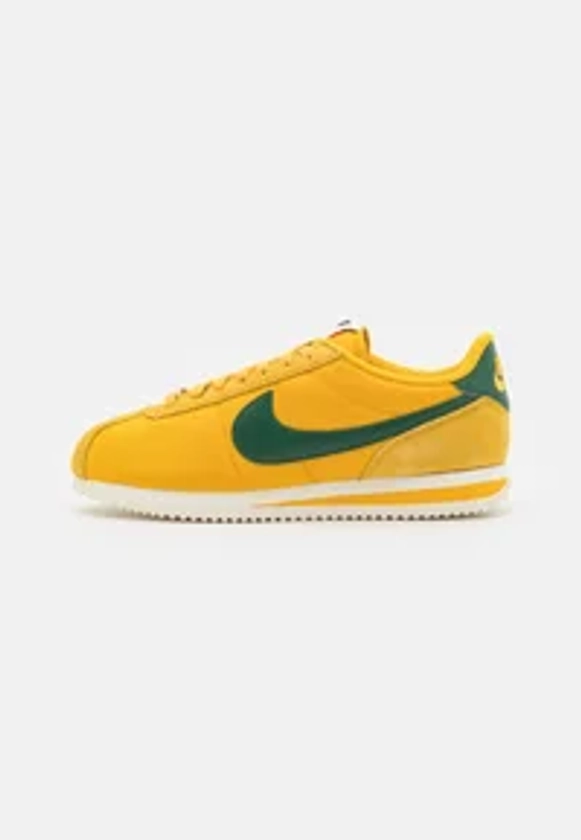 CORTEZ - Baskets basses - yellow ochre/gorge green/safety orange