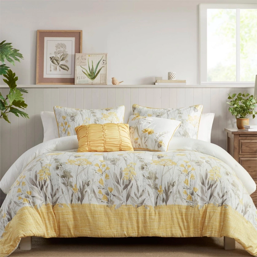 Regency Heights Full/Queen Floral Seersucker Comforter Set with Embroidered Decor Pillows 5-Piece Botanical Flowers Bedding Sets Yellow