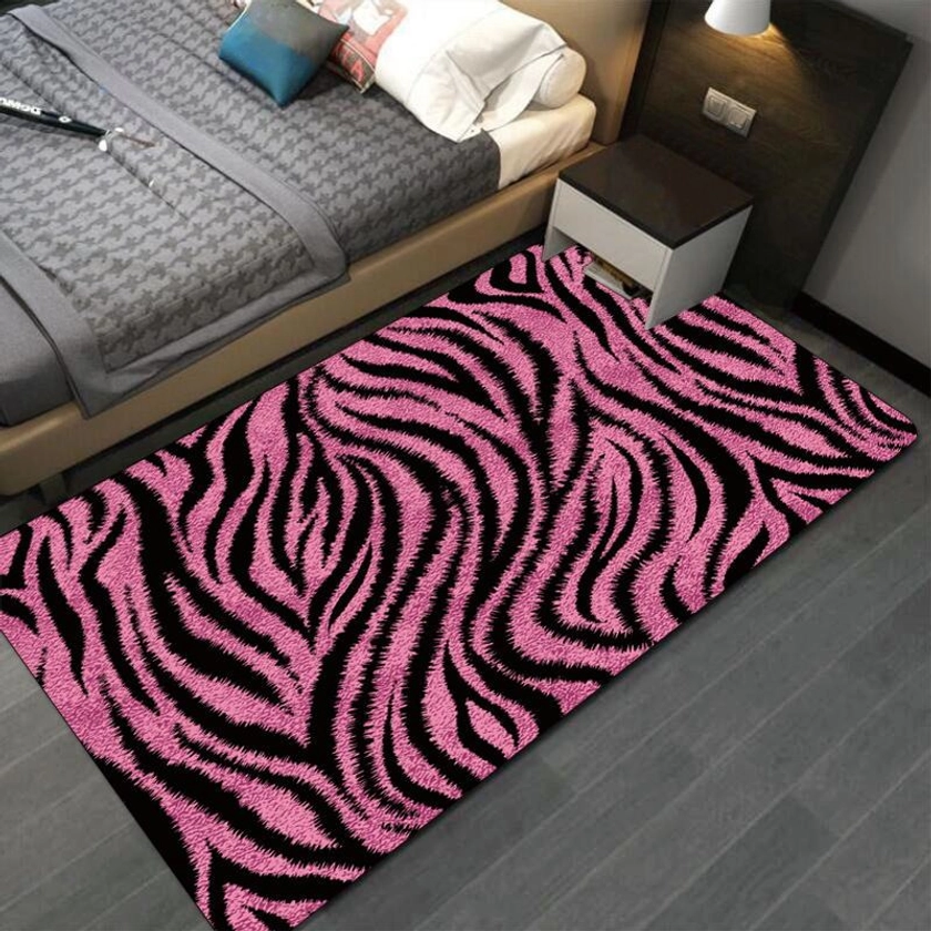 1pc Art Imitation Animal Carpet With A Tiger Pattern And Sexy Leopard Print, Suitable For Decorating The Living Room, Bedroom, Games Room, Dormitory, Or Bathroom. Machine Washable.