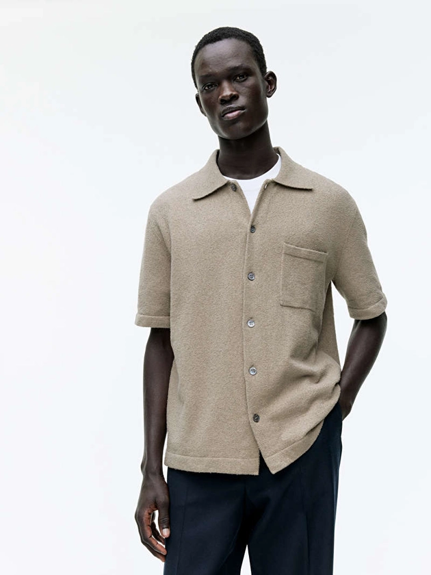 Polo boutonné - Taupe - Shirts - ARKET FR