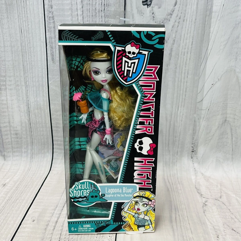 MONSTER HIGH Lagoona Blue DOLL New in Box 2011 SKULL SHORES Goth HORROR Fashion