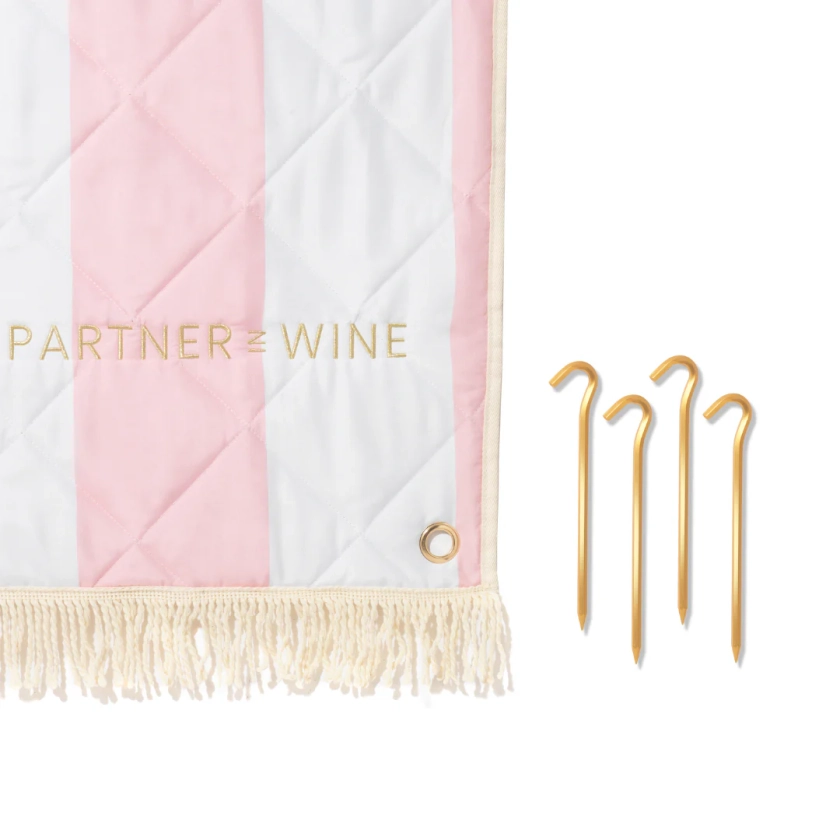 The Everything Picnic Blanket | Partner in Wine