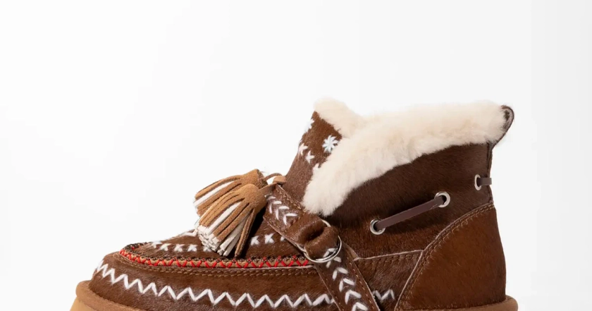 Shearling Lined Bootie - CAMEL / 36