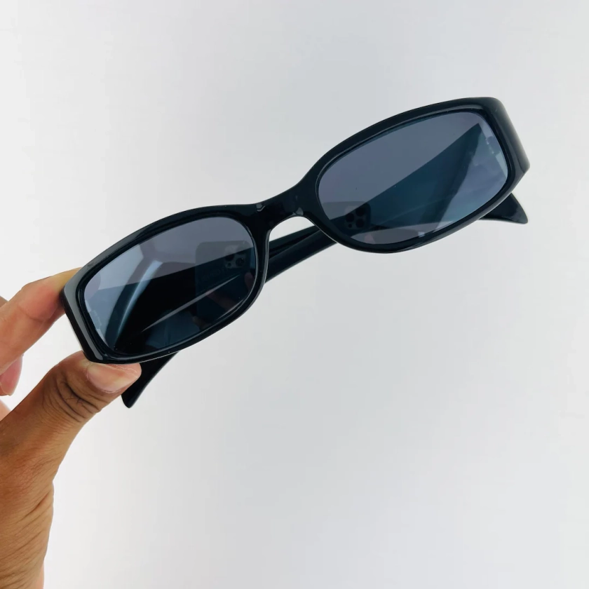 Y2k Rectangle Black Frame Straight Fin Temple Sunglasses
