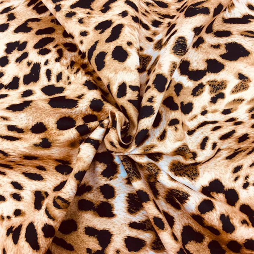 Tissu satin de coton leopard - Vente de Tissus au mètre - Tissus Lionel