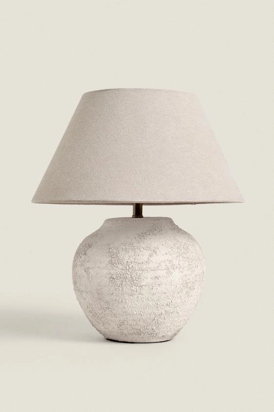 AGED CERAMIC TABLE LAMP