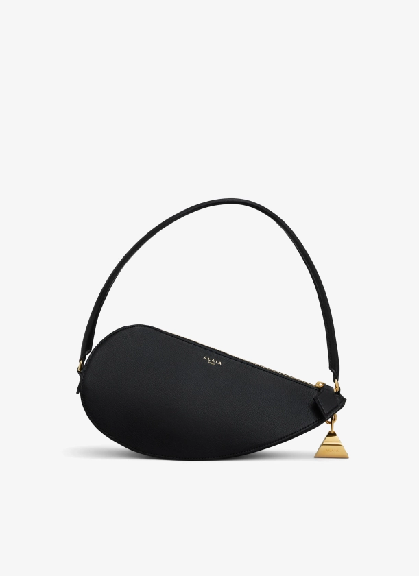 ALAÏA Women's Black LE DEMI CŒUR BAG IN GOATSKIN | ALAÏA ID