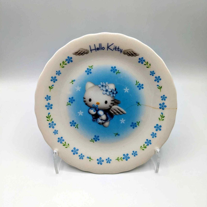 Y2K 2000 Hello Kitty Sanrio Blue Angel Dinner Salad Plate CRACKED