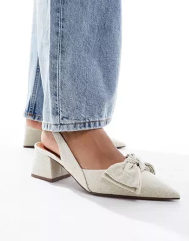 ASOS DESIGN - Symphony - Chaussures à talon mi-haut et bride arrière ornées d'un nœud à fabrication naturelle