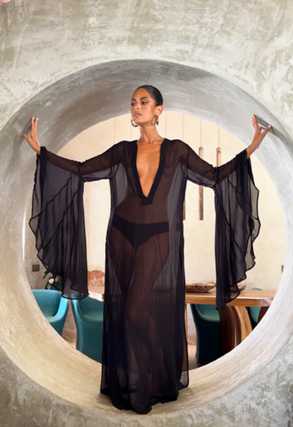 WATERFALL ROXANNE KAFTAN - BLACK (FINAL SALE)