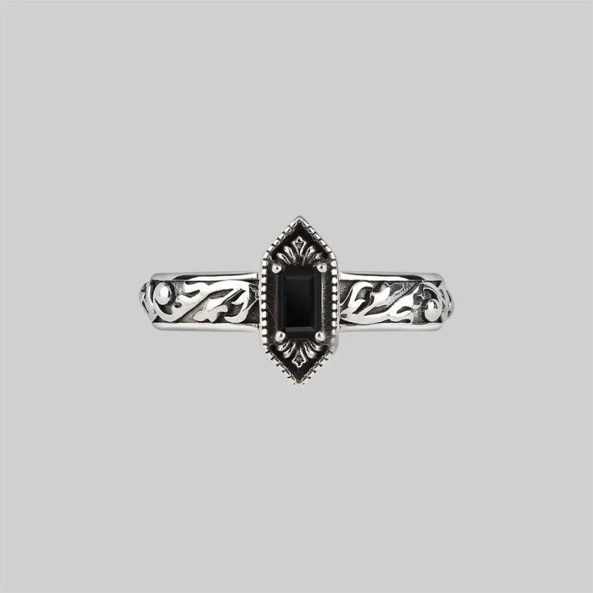 RENOUNCE. Ornate Gothic Onyx Ring - Silver
