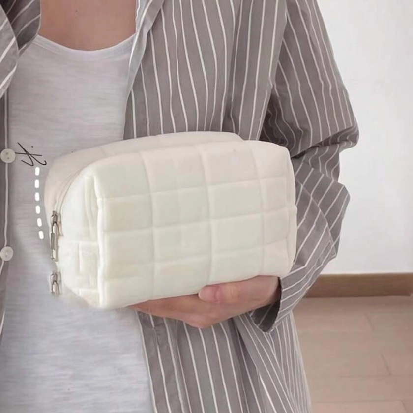 1pc New Fashion High-Value Grid Short Plush U-Shaped Pillow Cosmetic Travel Storage Bag